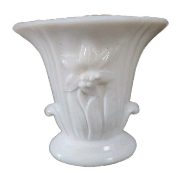 Vintage Slag Glass Akro Agate White Embossed Flower Vase 4-1/4" circa 1930s 40s - Picture 1 of 10
